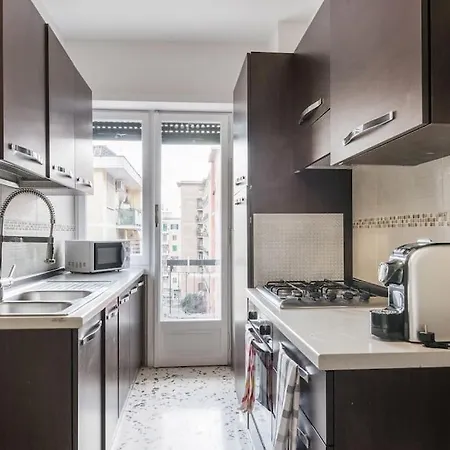 Ostiense Self Check-in Apartment Rome